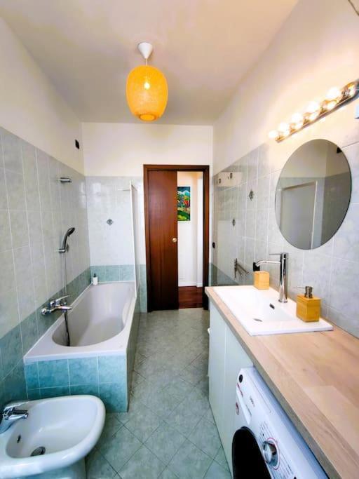 Casa Albertina Grazioso Appartamento Vicino Alla Stazione مونزا المظهر الخارجي الصورة