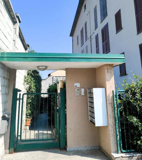 Casa Albertina Grazioso Appartamento Vicino Alla Stazione مونزا المظهر الخارجي الصورة